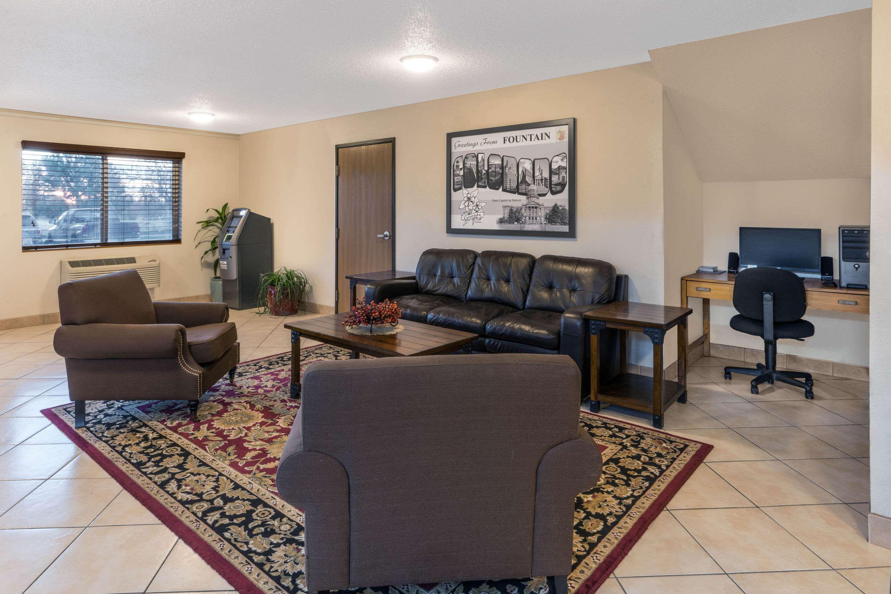 Hotel Super 8 By Wyndham Fountain